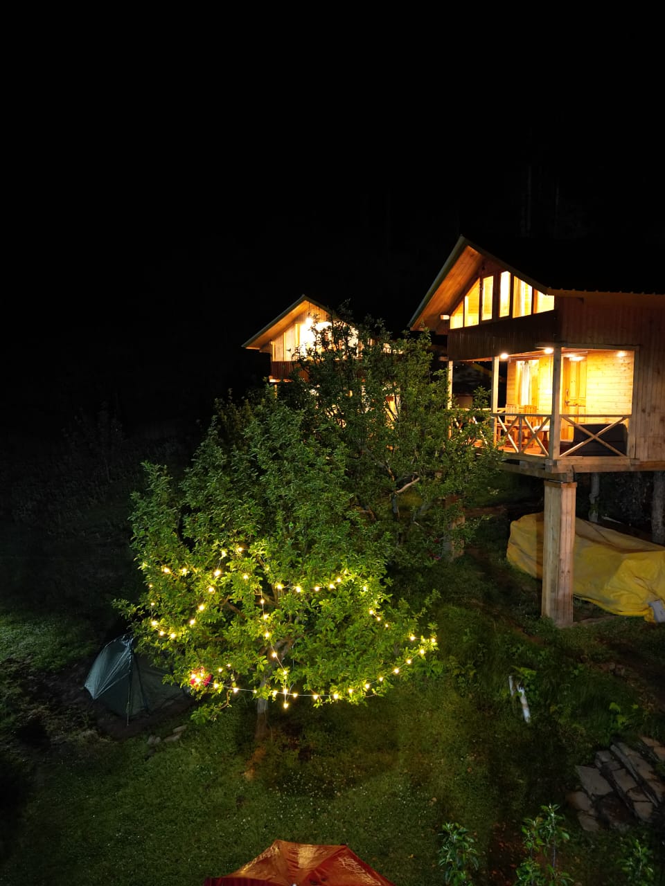 Hidden Oak Treehouse